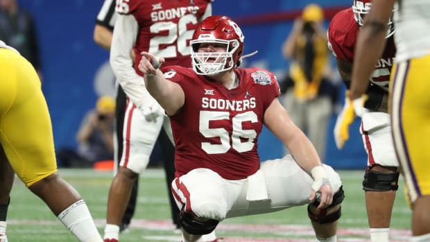 Dec 7, 2019; Arlington, TX, USA; Oklahoma Sooner center Creed Humphrey (56) prepares to snap the ball against the Baylor Bears in the 2019 Big 12 Championship Game at AT&T Stadium. Mandatory Credit: Matthew Emmons-USA TODAY Sports